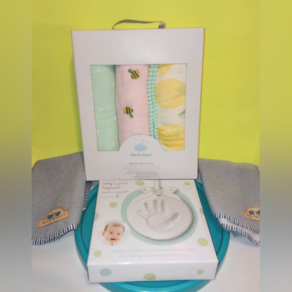 Baby bundle cloud island blanket, keepsake & changing pad